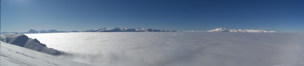 Vista dei Sibillini e della catena della Laga da Monte Piselli - Ascoli Piceno