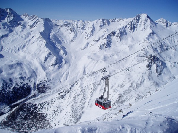 P1010105.JPG (690.34 KiB) Visto 3787 volte funivia Val senales...