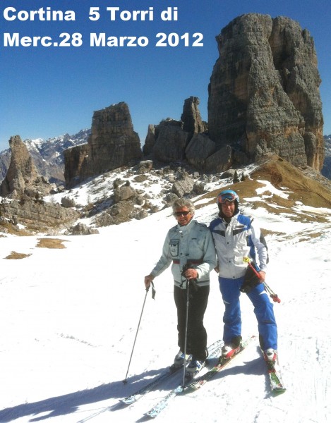 Alberto e Marcello davanti alle 5 torri.JPG