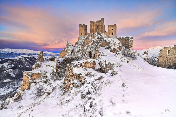 Abruzzo, Rocca Calascio - Lady Hawk Castle and Village - Autunno 2012.jpg