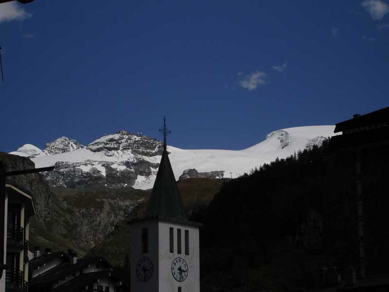 Plateau da centro,tutta quel bianco d'estate? terribile!