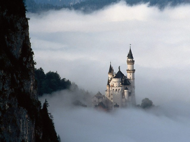 Fairy_Tale_Fantasy__Neuschwanstein_Castle__Bavaria__Germany.jpg