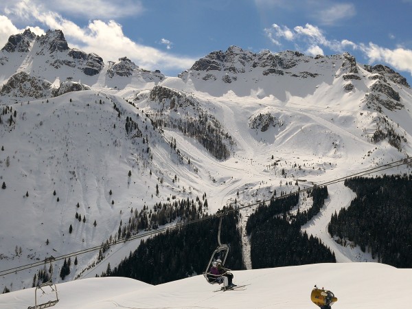 Arabba Porta Vescovo di Merc 14 marzo 2018.jpg (2.92 MiB) Visto 5272 volte Arabba-Porta Vescovo