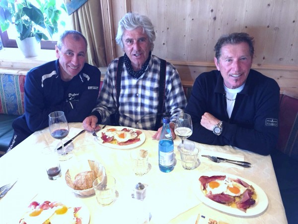 Val Senales Lun.30-4-18 A tavola con patate,uova e speck.jpg (296.2 KiB) Visto 30078 volte Patate,uova e speck ottimi al Piccolo Hotel Gurschler,Maso Corto.