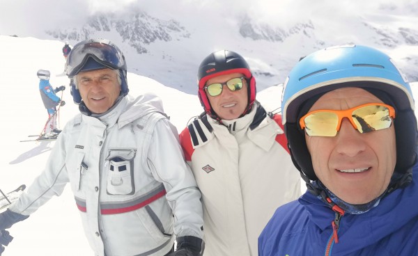 Val Senales Lun.30-4-18 Alberto,Gianfranco e Marcello.jpg (942.71 KiB) Visto 30078 volte Alberto V.,Gianfranco T.e Marcello