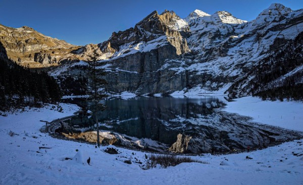 Oeschinensee (Berna, Svizzera)