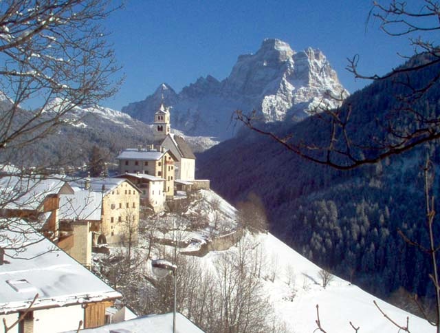 Colle Santa Lucia e monte Pelmo