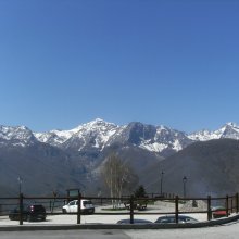 VISTA_DALLA_TERRAZZA_DI_CAREGGINE_SUL_LAGO_DI_VAGLI_MONTE_TAMBURA_1_895E_MONTE_PISANINO_1_947.JPG