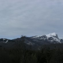 VISTA_PISTE_SUL_MONTE_LA_CIMA_ALLE_PENDICI_DEL_MONTE_SUMBRA.JPG