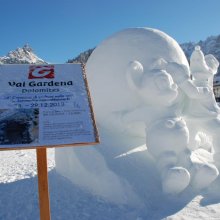 sculture-di-ghiaccio-val-gardena.jpg