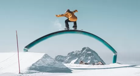 Les 2 Alpes, la stagione sciistica continua fino al 6 luglio