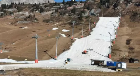 LECH ZUERS - Lotta contro il tempo per preparare la pista per il parallelo
