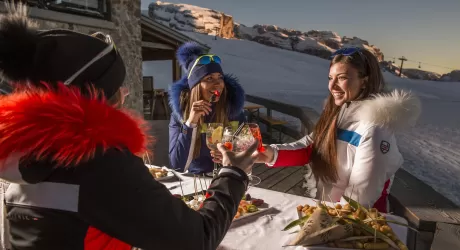 Campiglio sunset ski, sci e aperitivo al calar del sole