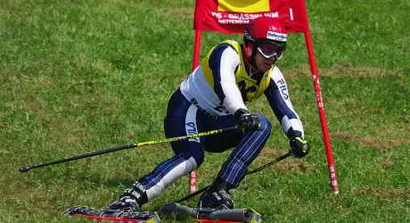 SCHILPARIO - C’è la nazionale di sci d’erba in ritiro 