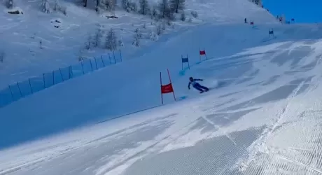 Video, Brignone si allena in gigante a Courmayeur