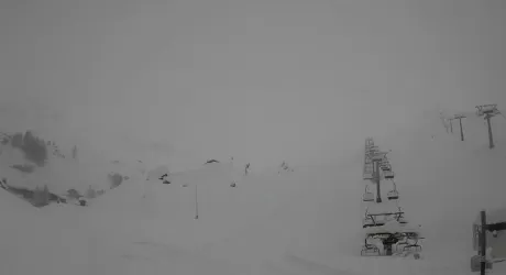 Cervinia ancora isolata per rischio valanghe, problemi anche in altre valli