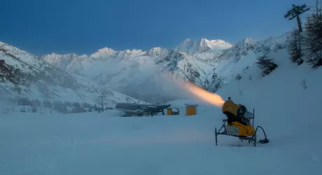 PASSO TONALE - Primi impianti aperti, dal 4 dicembre si fa sul serio