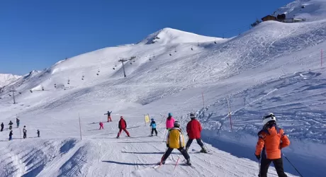 VIALATTEA - Niente skipass stagionali per l'inverno 2020/2021