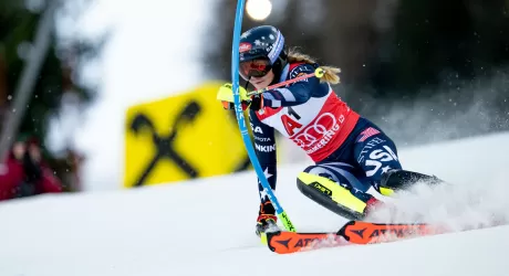 Shiffrin vince anche lo slalom di Semmering, Peterlini 15 esima