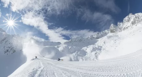GHIACCIAIO PRESENA - La stagione dello sci inizia il 6 novembre