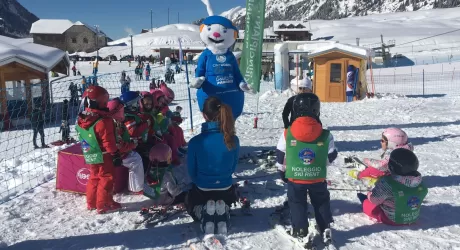 PASSO SAN PELLEGRINO - Bimbi sugli sci con il baby park Blanco World