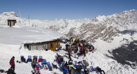 CORTINA - BEBE VIO E ART4SPORT OSPITI D'ONORE ALLA CENA A CAPANNA RA VALLES