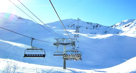 In Francia si continua a sciare nonostante il Coronavirus 