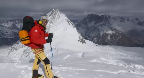 “Gli Ottomila al chiodo”, il nuovo libro di Simone Moro