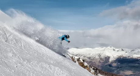 PILA - C'è tempo per sciare ancora fino al 16 aprile, il 15 il party di fine stagione