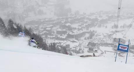 VAL D'ISERE - Forti nevicate come a St. Moritz, modifiche nel programma di Coppa