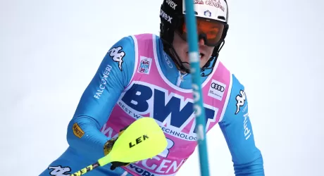 GARMISCH - Kristoffersen vince lo slalom, Vinatzer super recupero