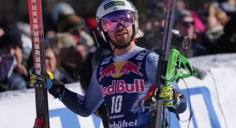 Operazione e stagione finita per Florian Schieder