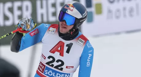 Soelden, Odermatt vince il gigante, super rimonta di Vinatzer