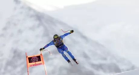 Wengen, Franzoni sul podio dietro i professori Odermatt e Kriechmayr