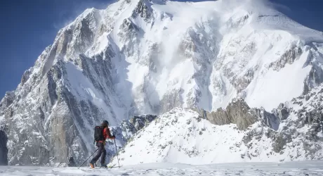 CORONAVIRUS - Perché anche lo sci alpinismo è da evitare, lo spiega il Soccorso Alpino (Cnsas)