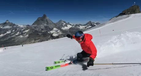 CERVINIA - Il 25 via allo sci estivo, il 9/10 luglio torna la combinata sci e golf
