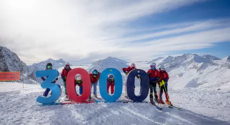 Pontedilegno Tonale, primo giorno di sci al Presena, fotogallery