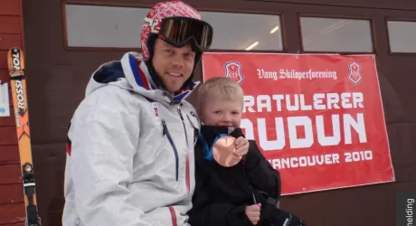 Ex sciatore norvegese muore colpito da un fulmine 