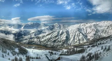BARDONECCHIA - A Pasqua ancora sugli sci nella ski area Jafferau