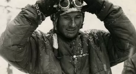 Addio a Walter Bonatti, mondo dell'alpinismo in lutto