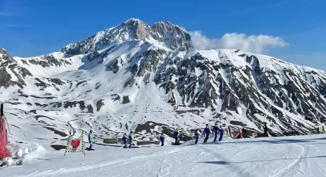 CAMPO IMPERATORE - Ultimo giorno di sci e il 12 maggio arriva il Giro d'Italia