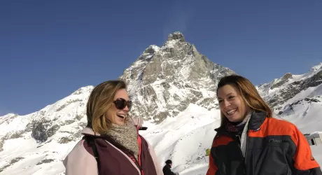 CERVINIA - Festa della donna, sconto sullo skipass l'8 marzo