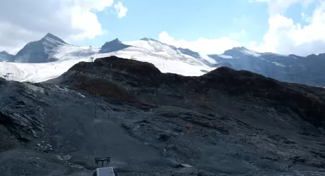 CERVINIA - Anche Zermatt ferma lo sci estivo dal 29 luglio