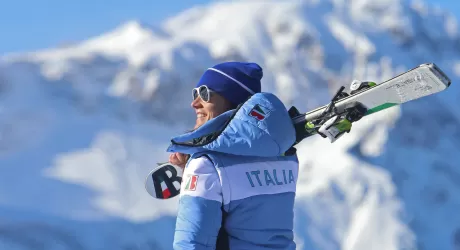 ANZI BESSON - Ecco la collezione dedicata alla Valanga Azzurra