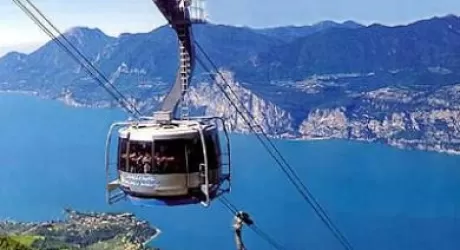 MALCESINE - Apre la funivia ma ancora non si scia