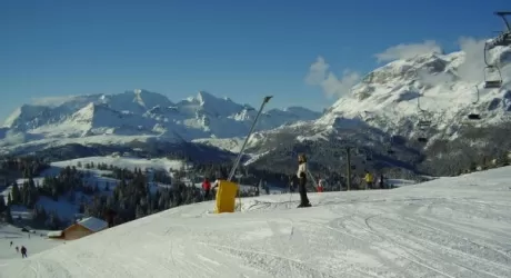 DOLOMITI SUPERSKI - Si chiude il 7 aprile, ecco dove si scierà ancora