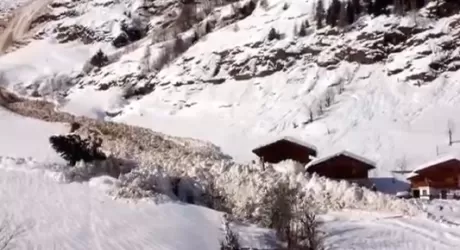 Valanga travolge tutto in Alto Adige Val Passiria. Il video