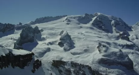 MARMOLADA – Si scia fino a Pasqua