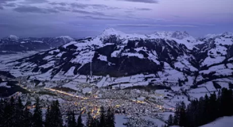 NUOVI IMPIANTI SCI - A Kitzbuehel due nuove seggiovie a 6 e 8 posti