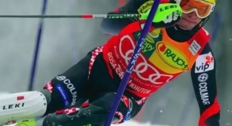 SCI - Kostelic operato al ginocchio